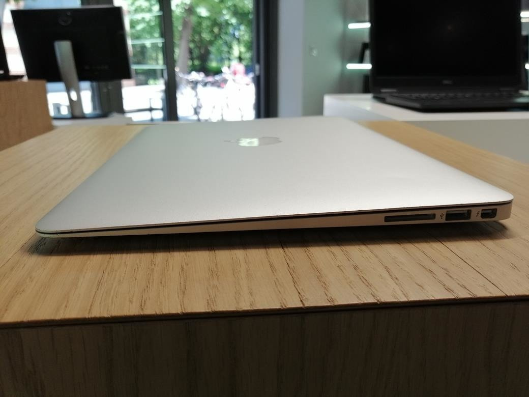 ②-L624-APPLE MacBook Air A1466 1点 ②-L624-APPLE MacBook Air A1466 1点 MacBook Air A1466